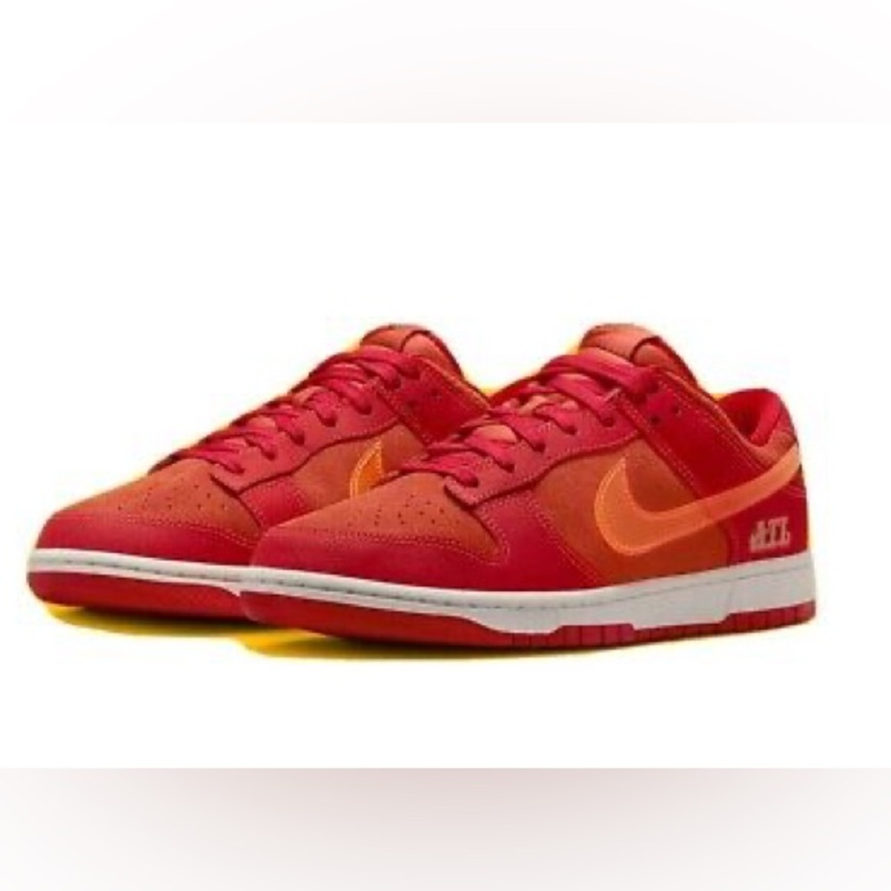 Nike Dunk Low: Men's Shoes
University Red/Picante
Red/Sail/Bright Crimson